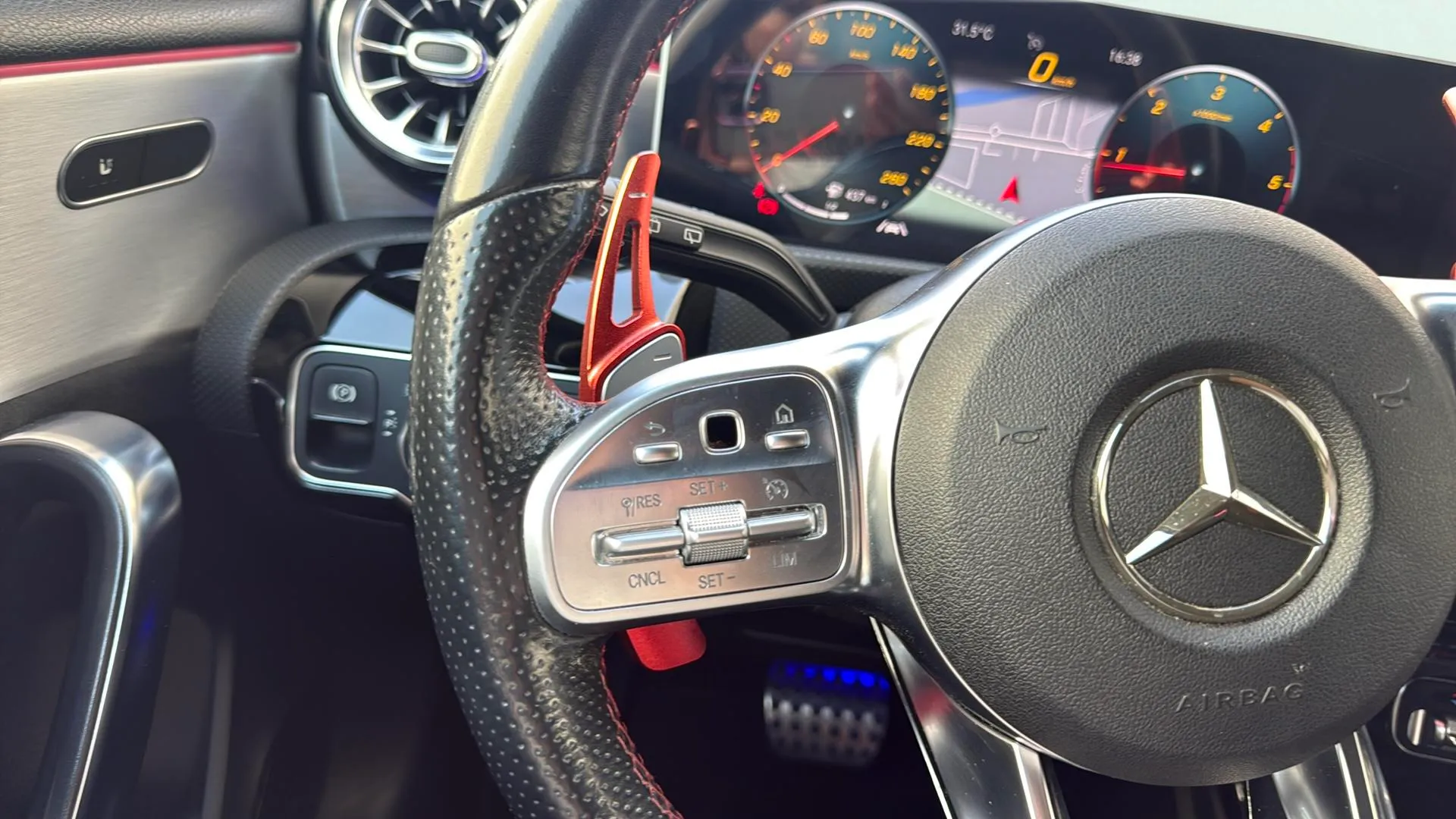 Mercedes-Benz Clase A A 180 d - foto 13