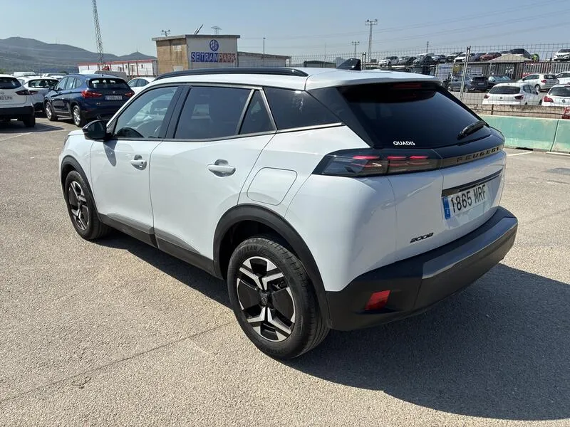 Peugeot 2008 Allure PureTech - foto 4