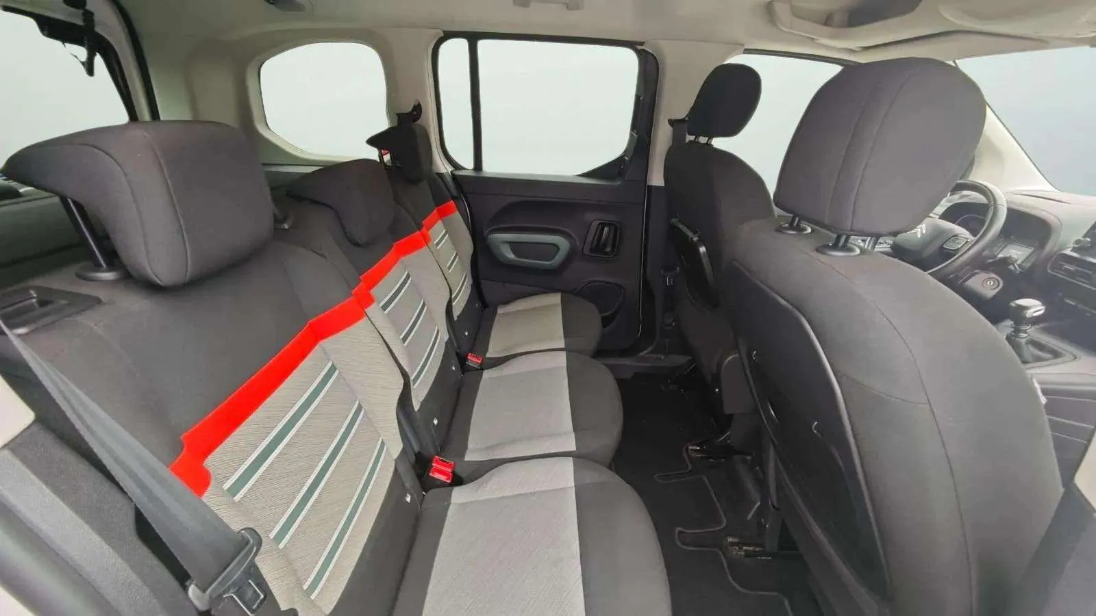 Citroën Berlingo Talla M BlueHDi 130 Shine - foto 28