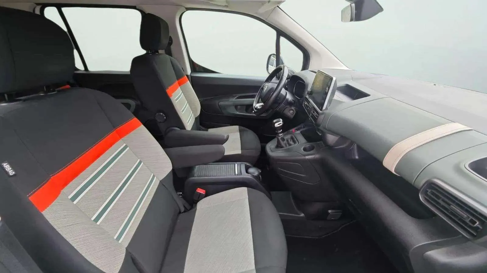 Citroën Berlingo Talla M BlueHDi 130 Shine - foto 27