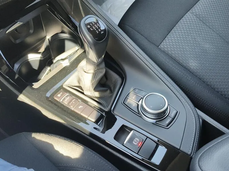 BMW X2 sDrive18d - foto 13