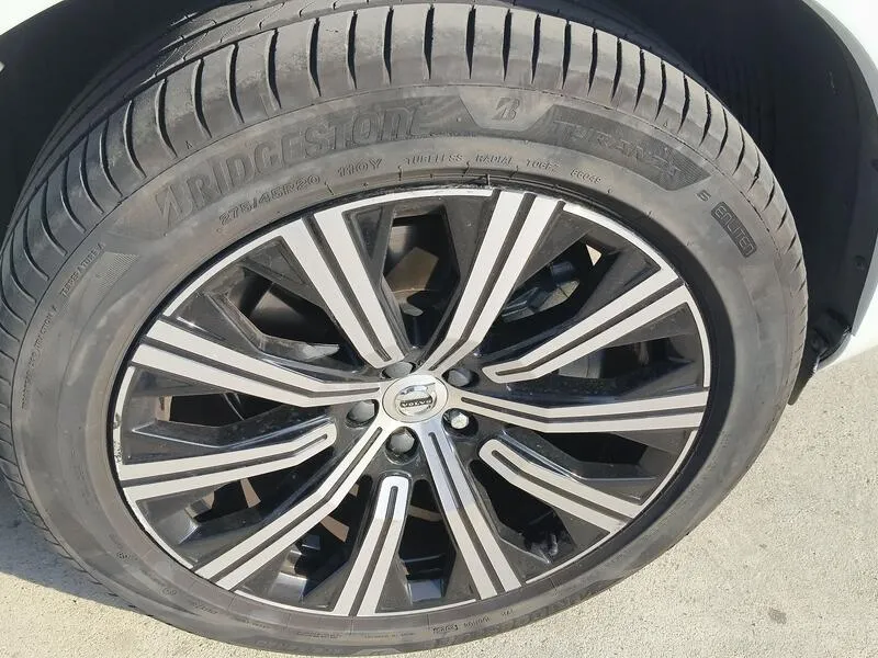 Volvo XC90 2.0 B5 D AWD Plus Dark - foto 44