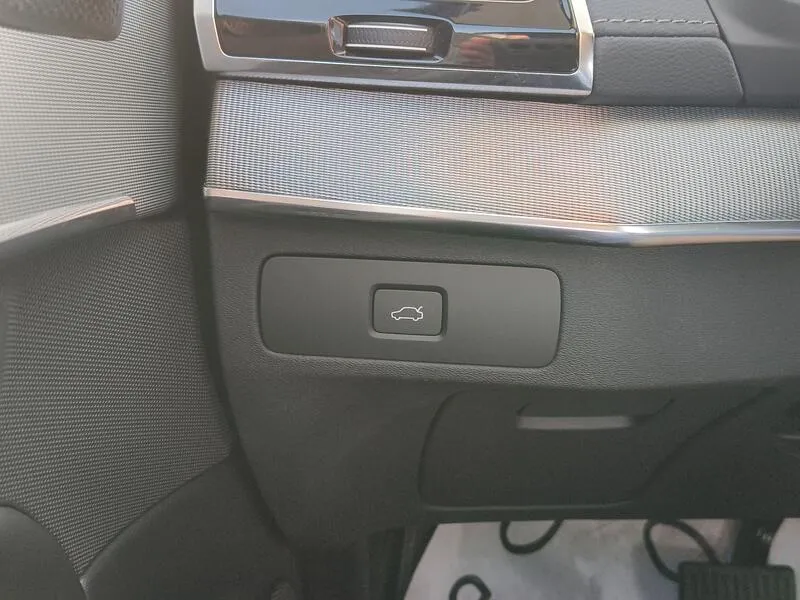 Volvo XC90 2.0 B5 D AWD Plus Dark - foto 27