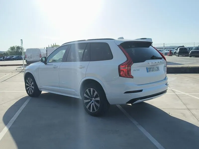 Volvo XC90 2.0 B5 D AWD Plus Dark - foto 4