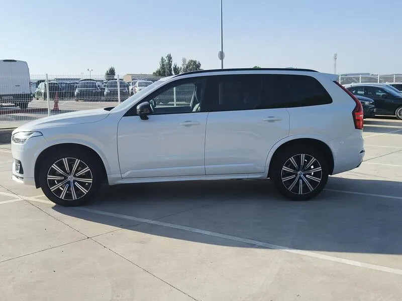 Volvo XC90 2.0 B5 D AWD Plus Dark - foto 3