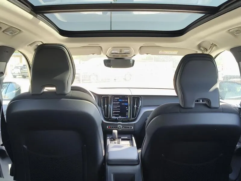 Volvo XC60 2.0 T6 AWD Recharge Inscription Exp - foto 40