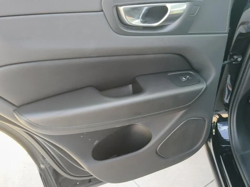 Volvo XC60 2.0 T6 AWD Recharge Inscription Exp - foto 37