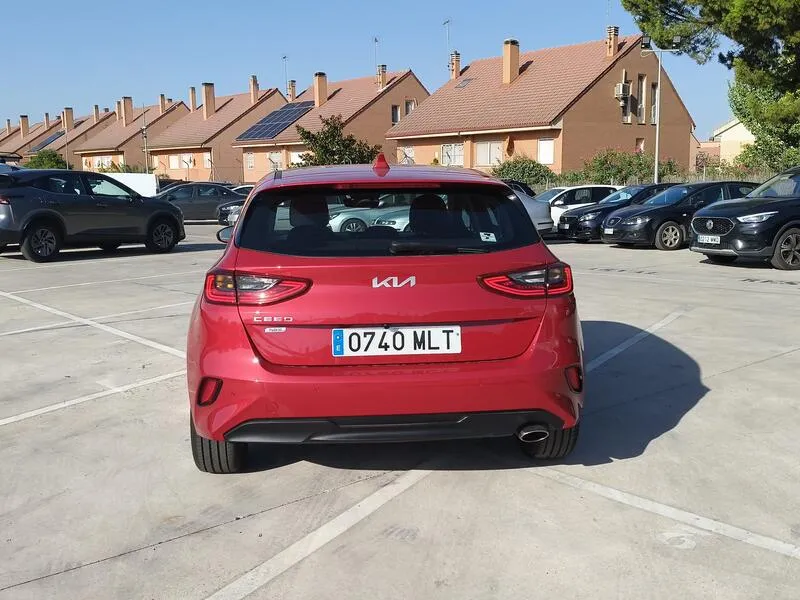 Kia XCeed 1.0 MHEV Drive - foto 5