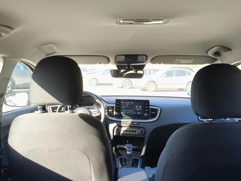 Kia XCeed 1.0 MHEV Drive - foto 39