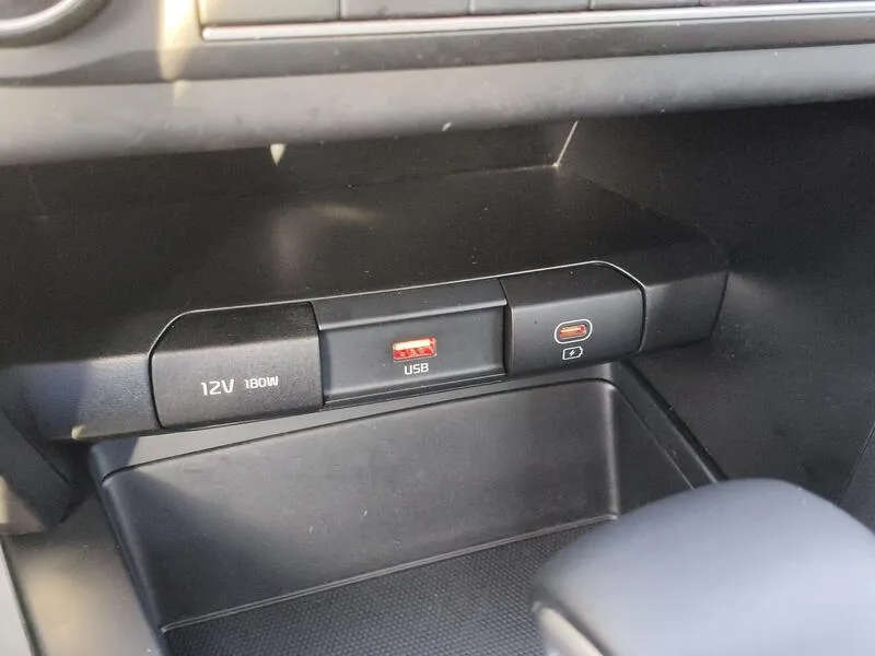 Kia XCeed 1.0 MHEV Drive - foto 15
