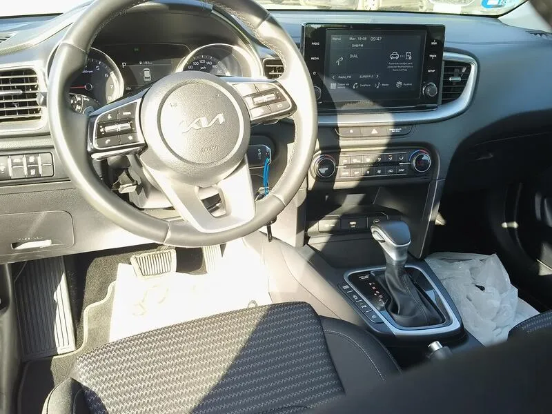 Kia XCeed 1.0 MHEV Drive - foto 10