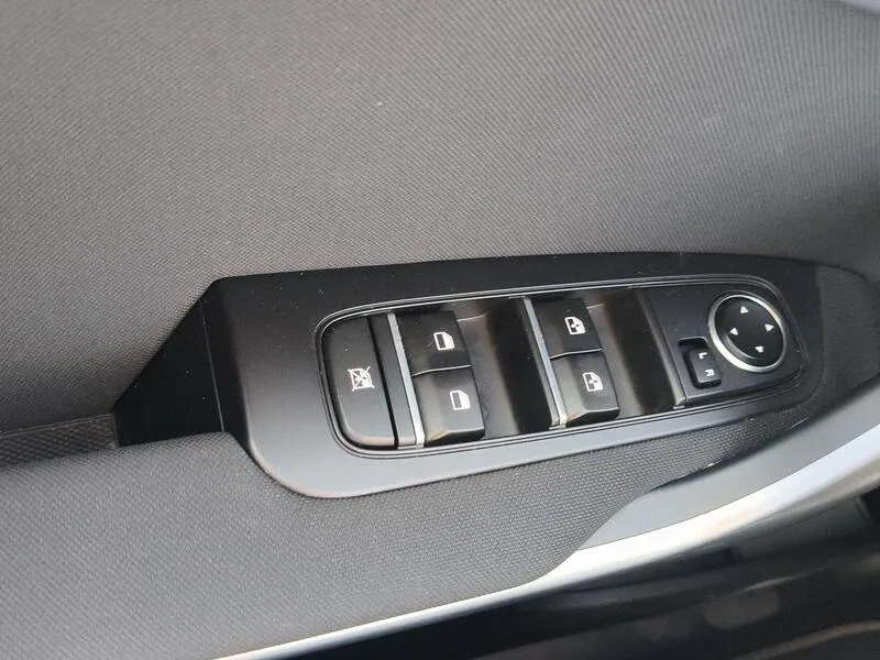 Kia XCeed 1.0 MHEV Drive - foto 30