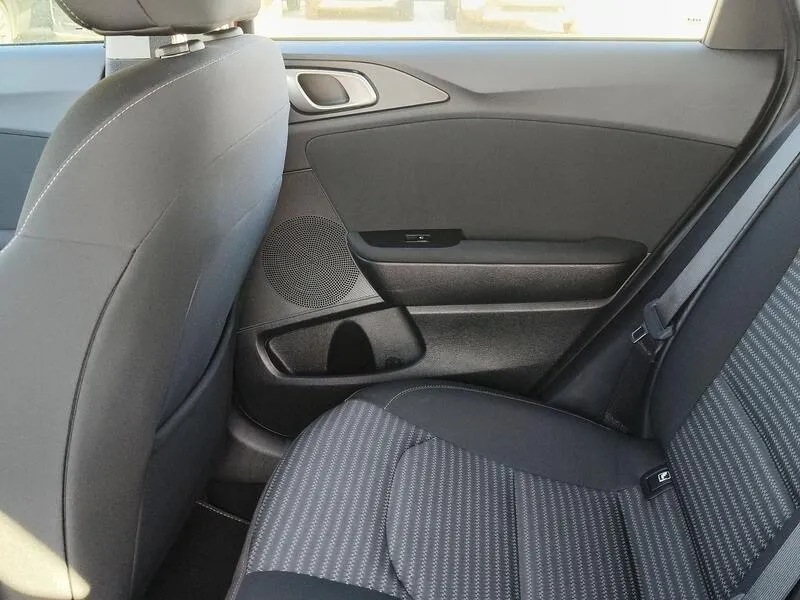Kia XCeed 1.0 MHEV Drive - foto 33