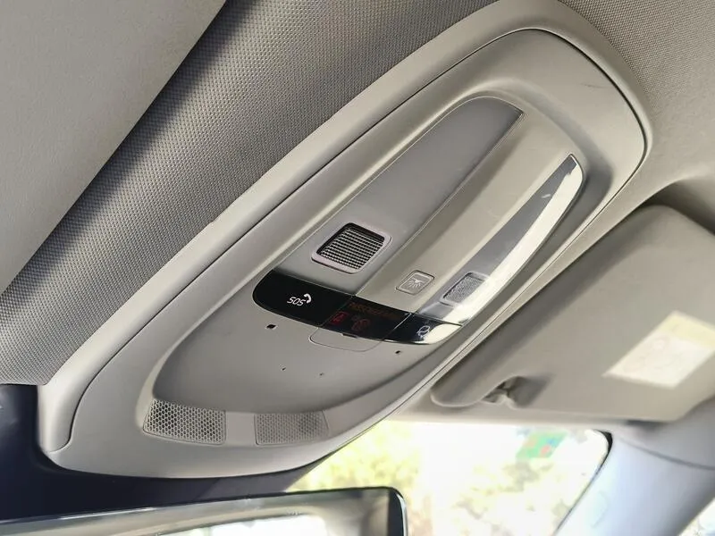 Volvo XC60 2.0 B4 D Core - foto 24