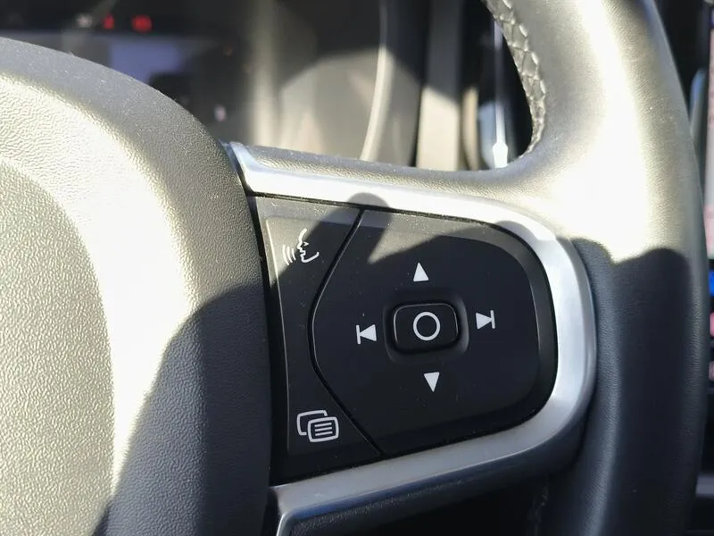 Volvo XC60 2.0 B4 D Core - foto 25