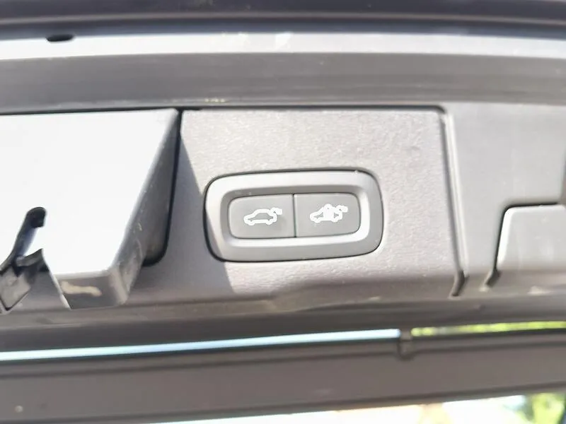 Volvo XC60 2.0 B4 D Core - foto 41