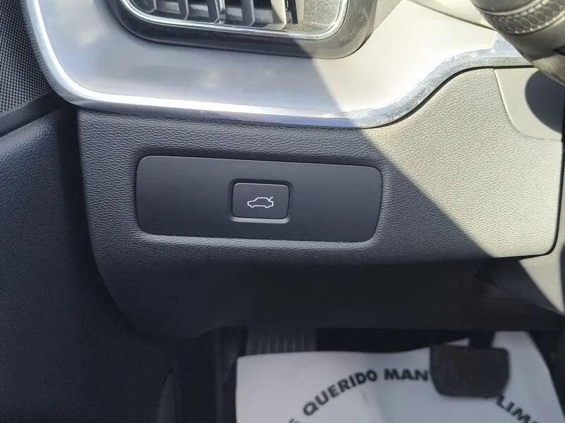 Volvo XC60 2.0 B4 D Core - foto 29