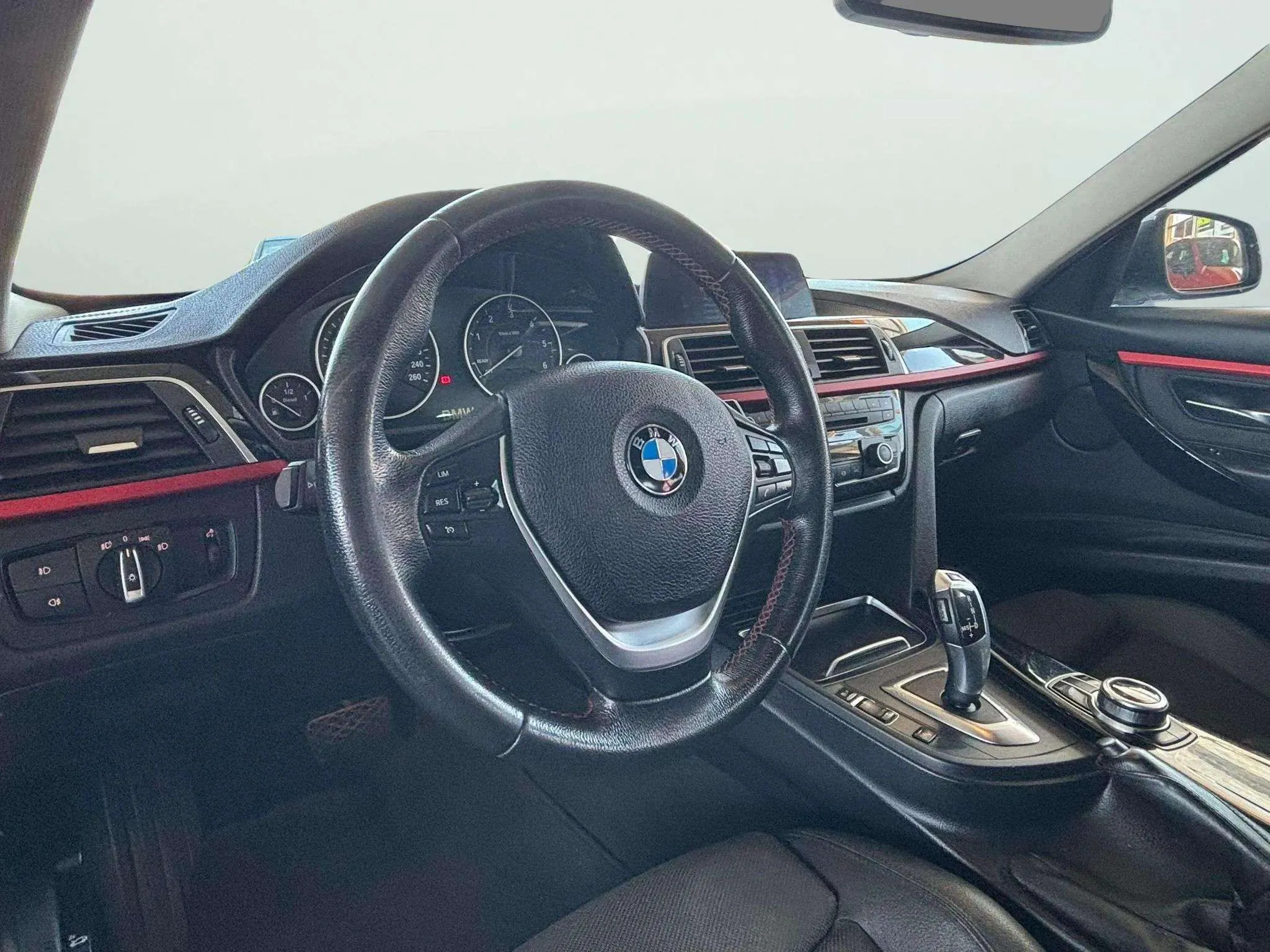 BMW Serie 3 318d - foto 5