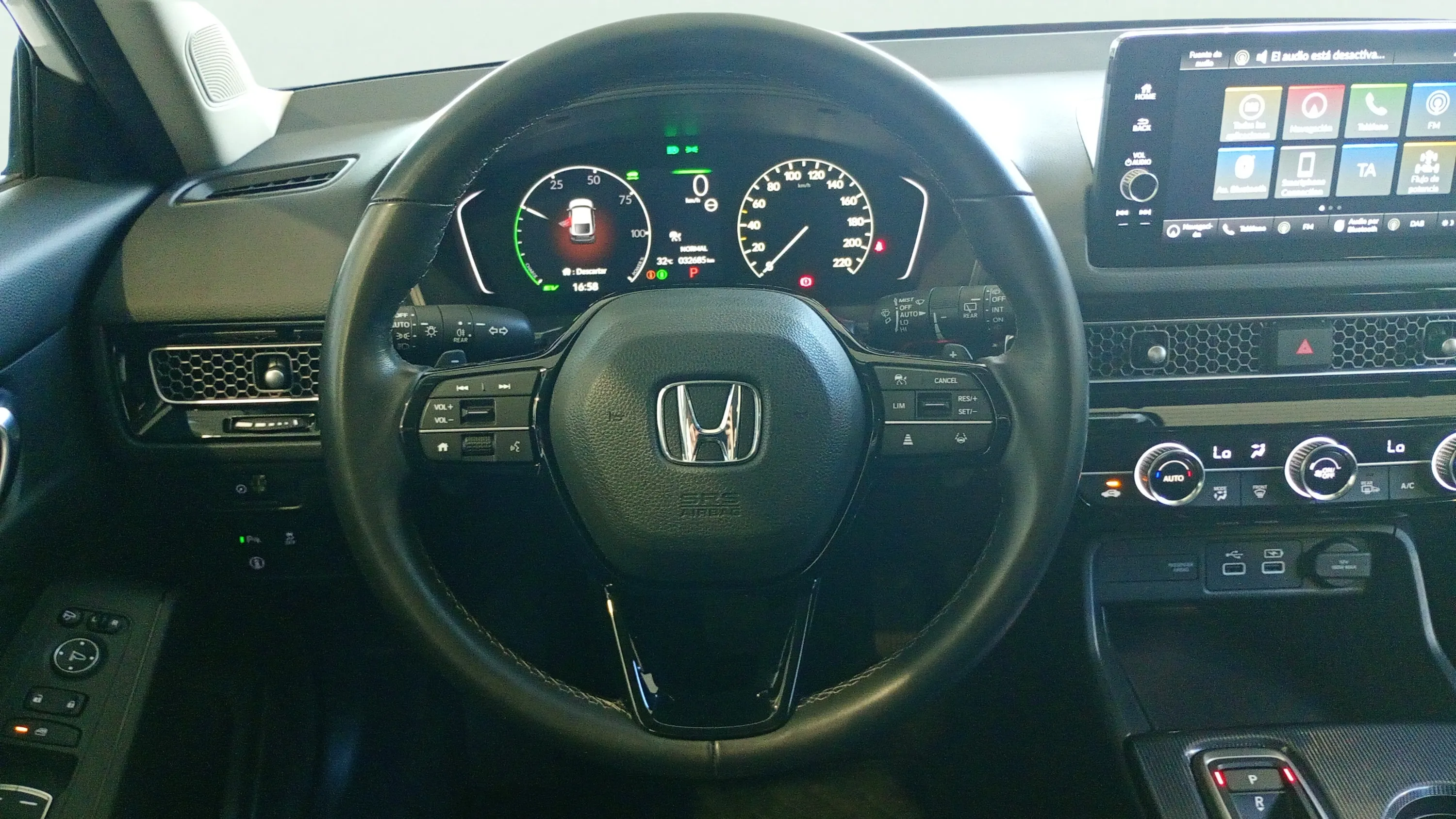 Honda Civic 2.0 i-MMD Elegance CVT - foto 12