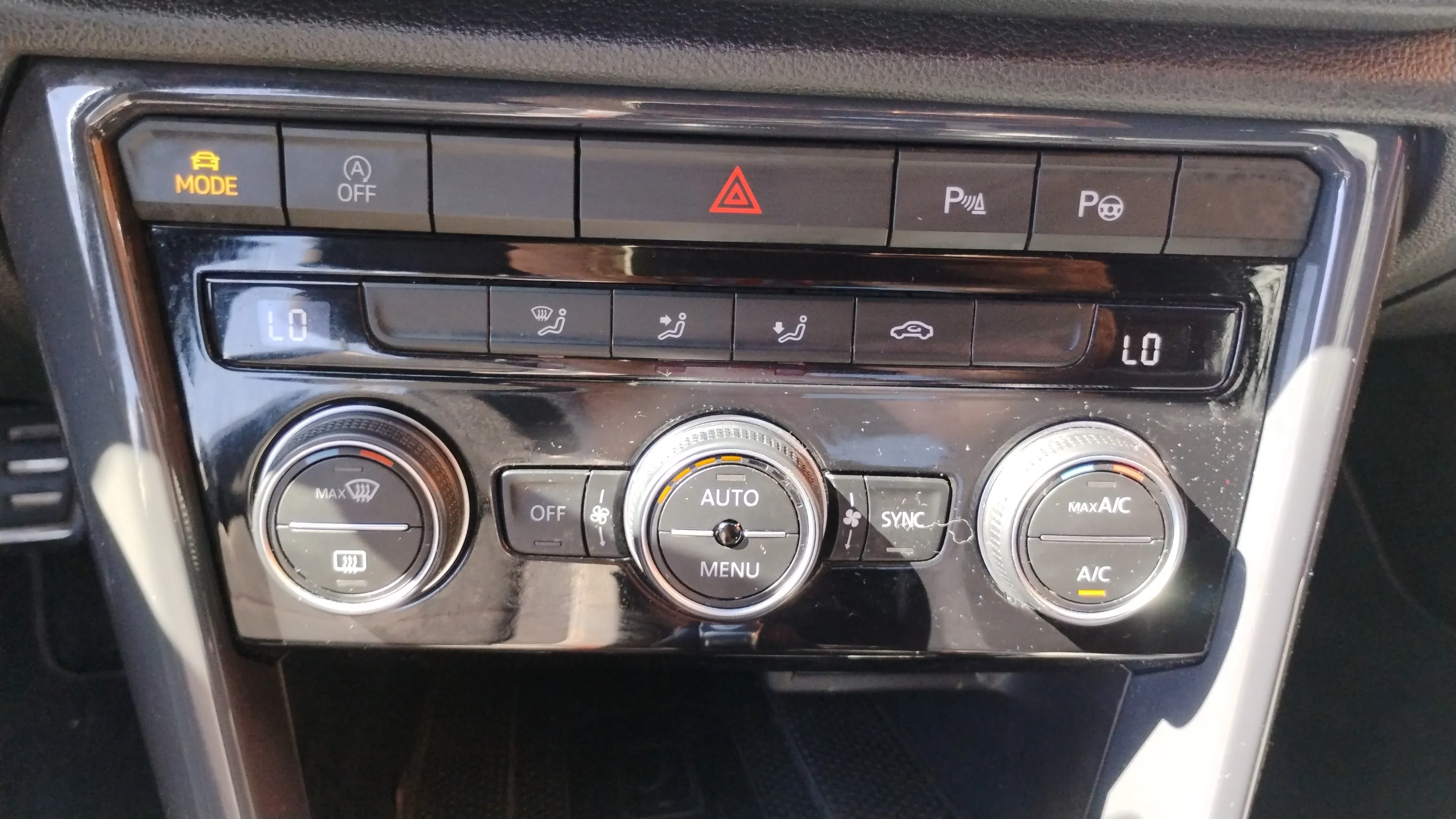 Volkswagen T-Roc Sport 1.5 TSI DSG - foto 10