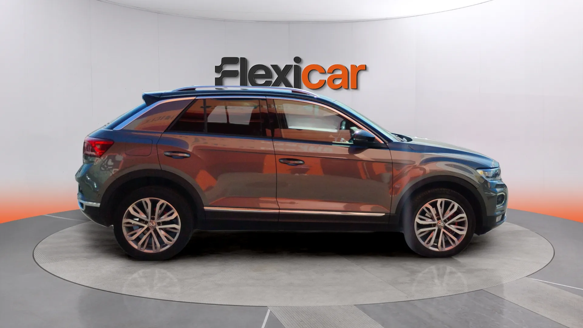 Volkswagen T-Roc Sport 1.5 TSI DSG - foto 7