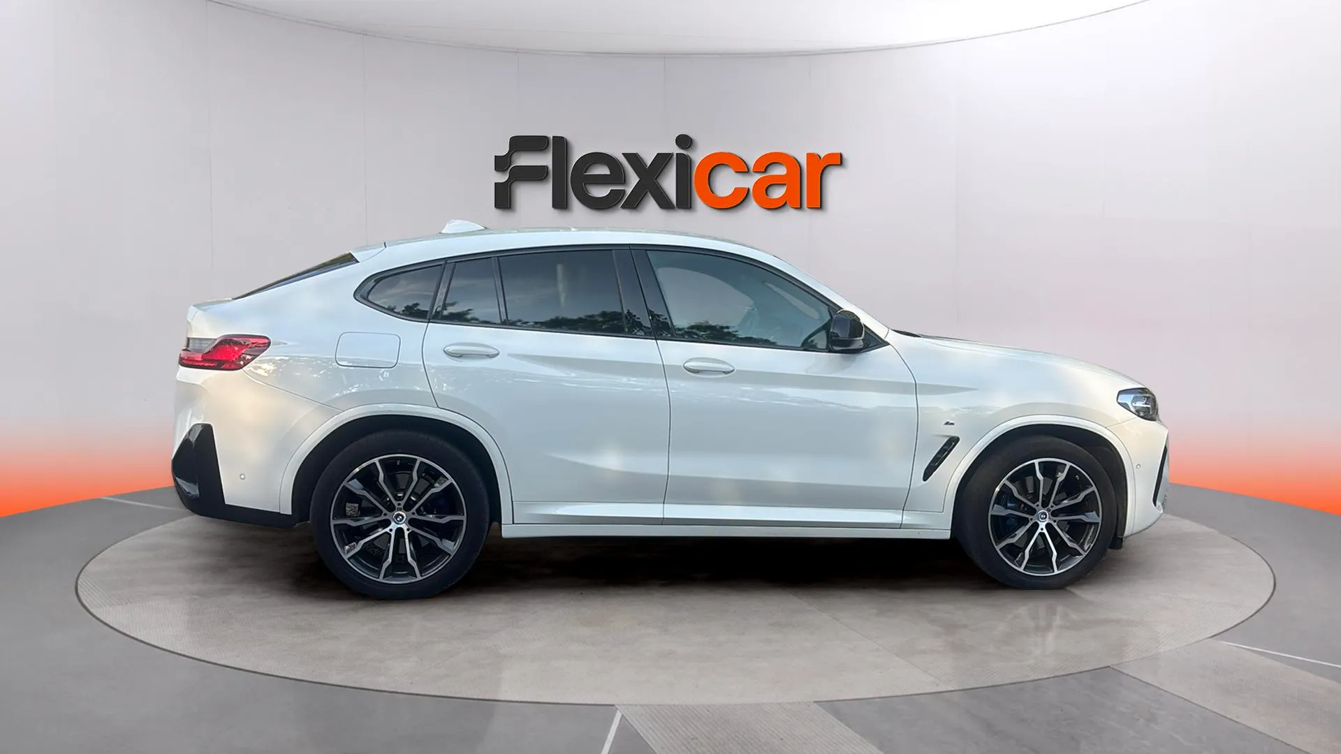 BMW X4 M40i xDrive - foto 8