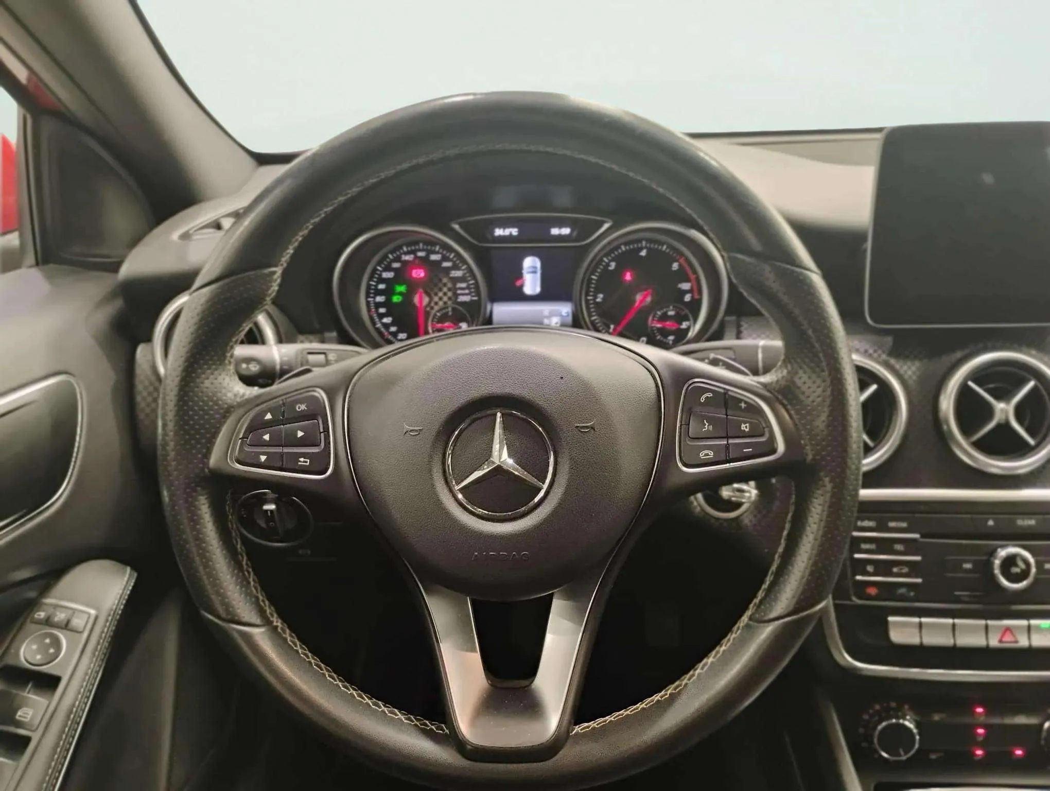Mercedes-Benz Clase A A 200 d - foto 7