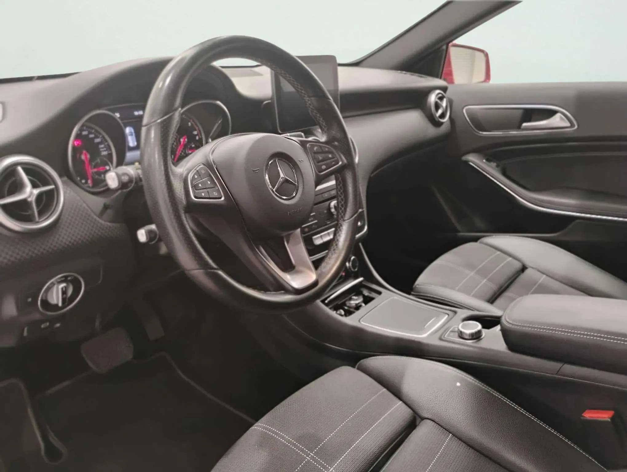 Mercedes-Benz Clase A A 200 d - foto 8