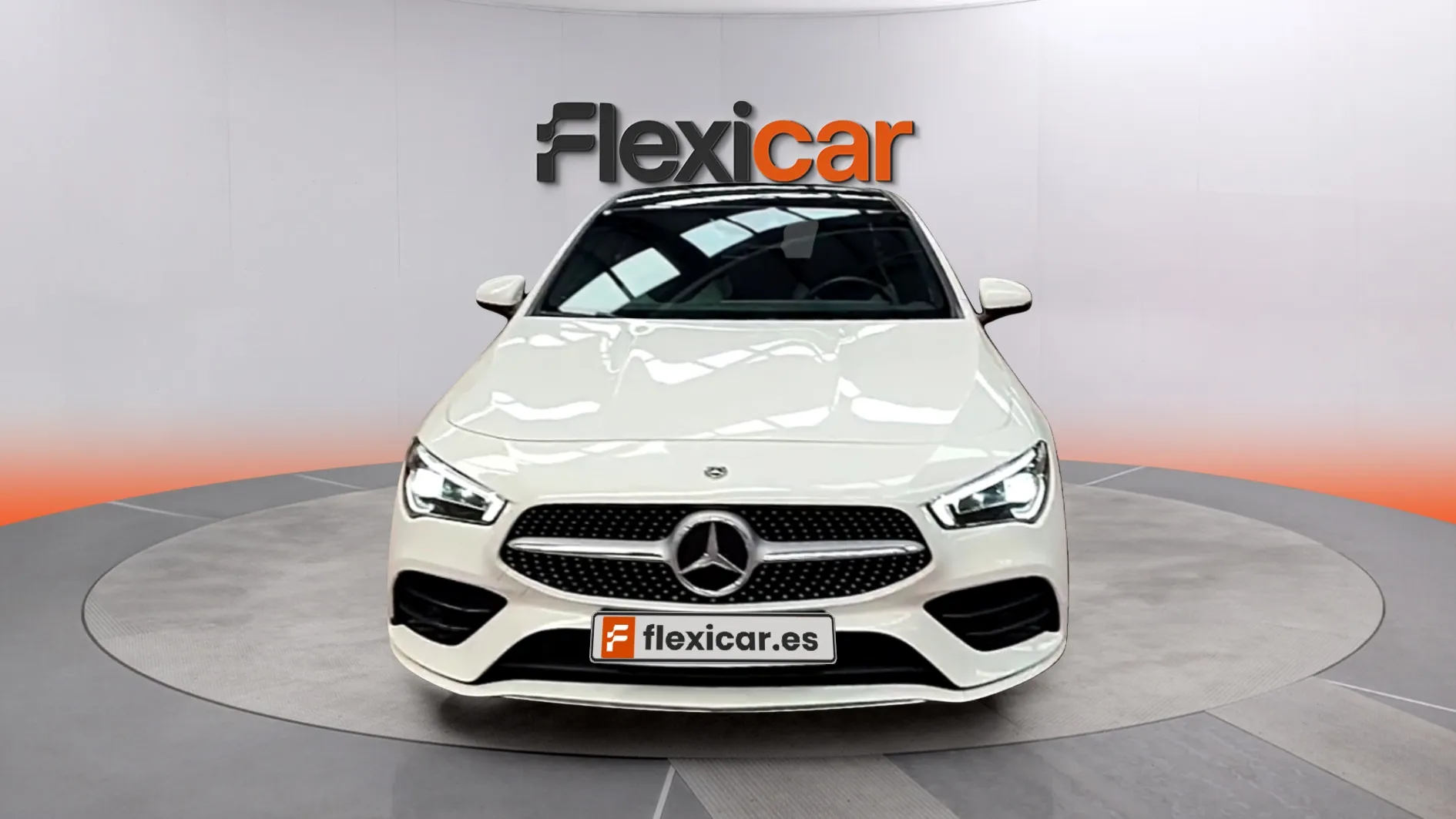 Mercedes-Benz CLA 200 - foto 2