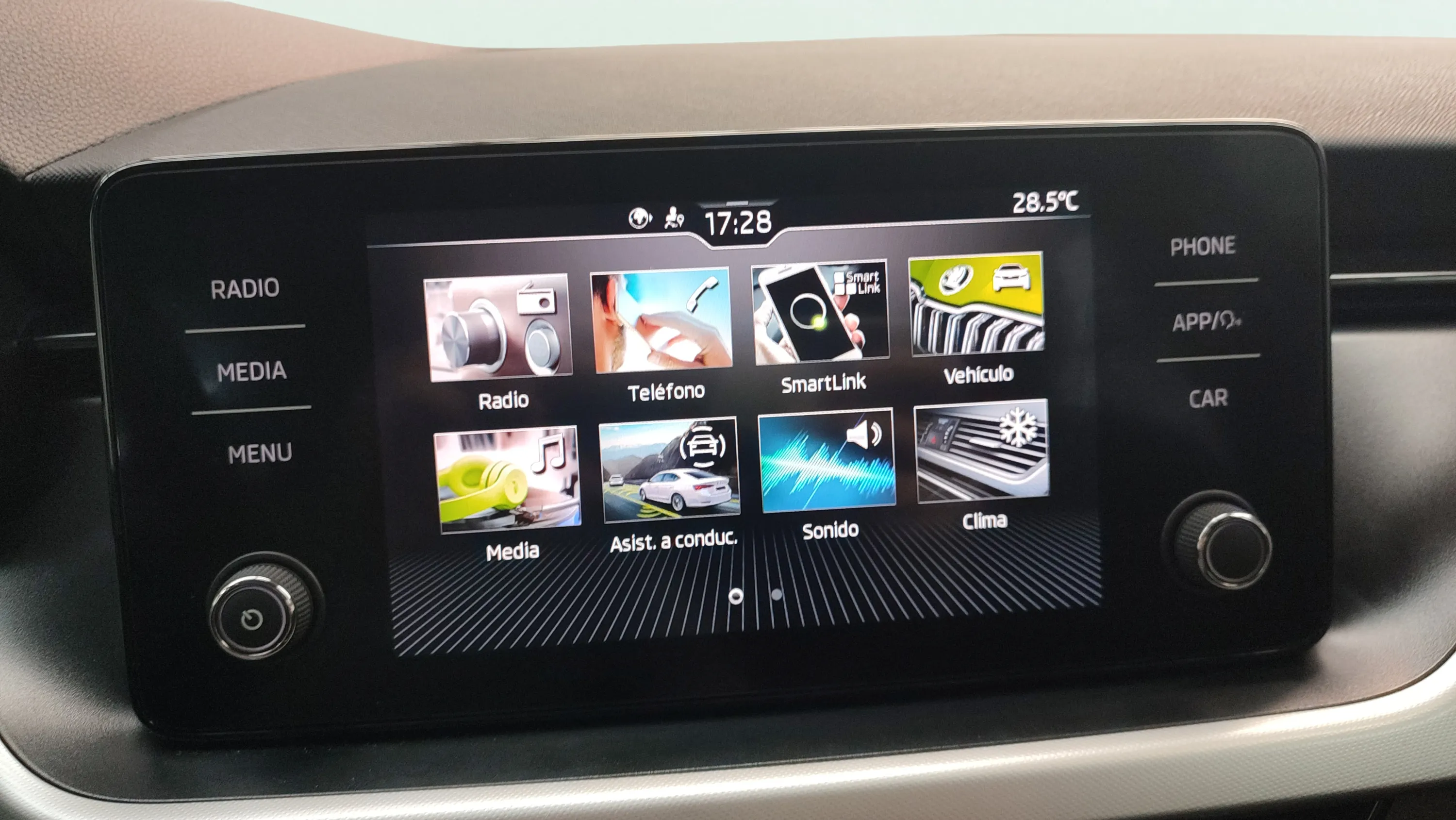 Škoda Scala 1.0 TSI Active - foto 13