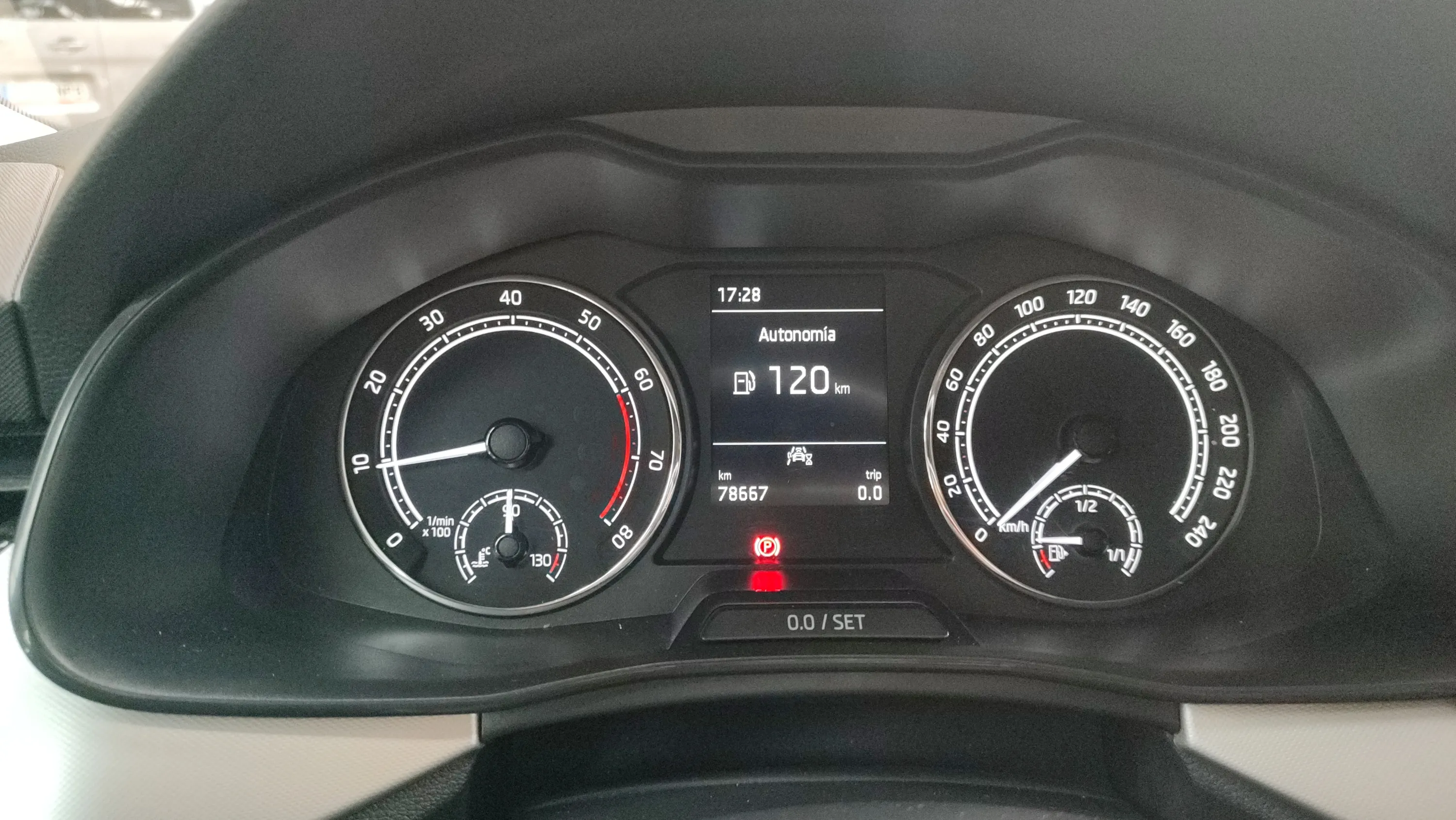 Škoda Scala 1.0 TSI Active - foto 14