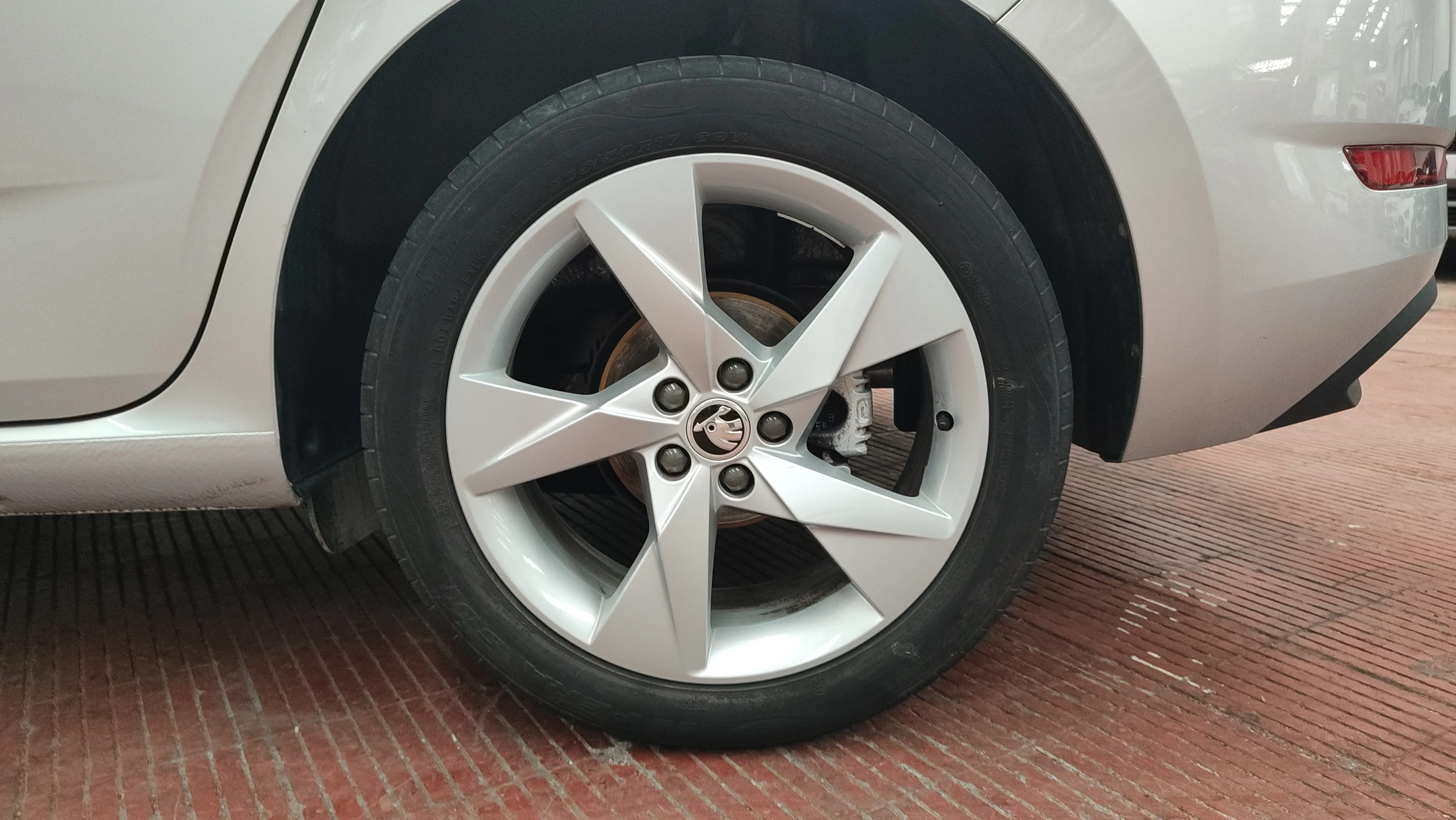 Škoda Scala 1.0 TSI Active - foto 21