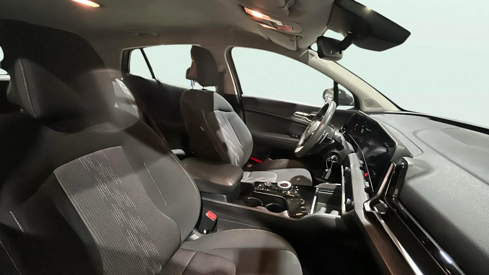 Kia Sportage 1.6 T-GDi PHEV Drive 4x4 - foto 17