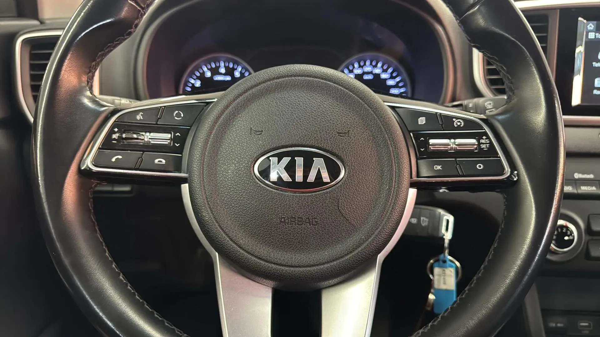 Kia Sportage 1.6 GDi Business 4x2 - foto 17