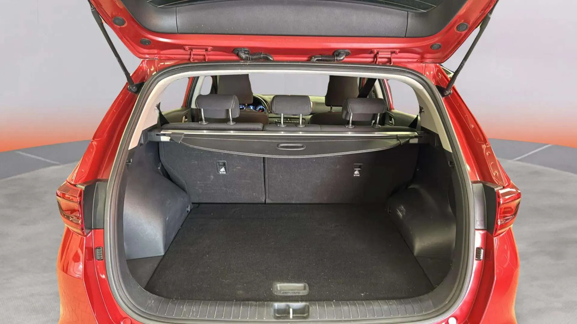 Kia Sportage 1.6 GDi Business 4x2 - foto 10