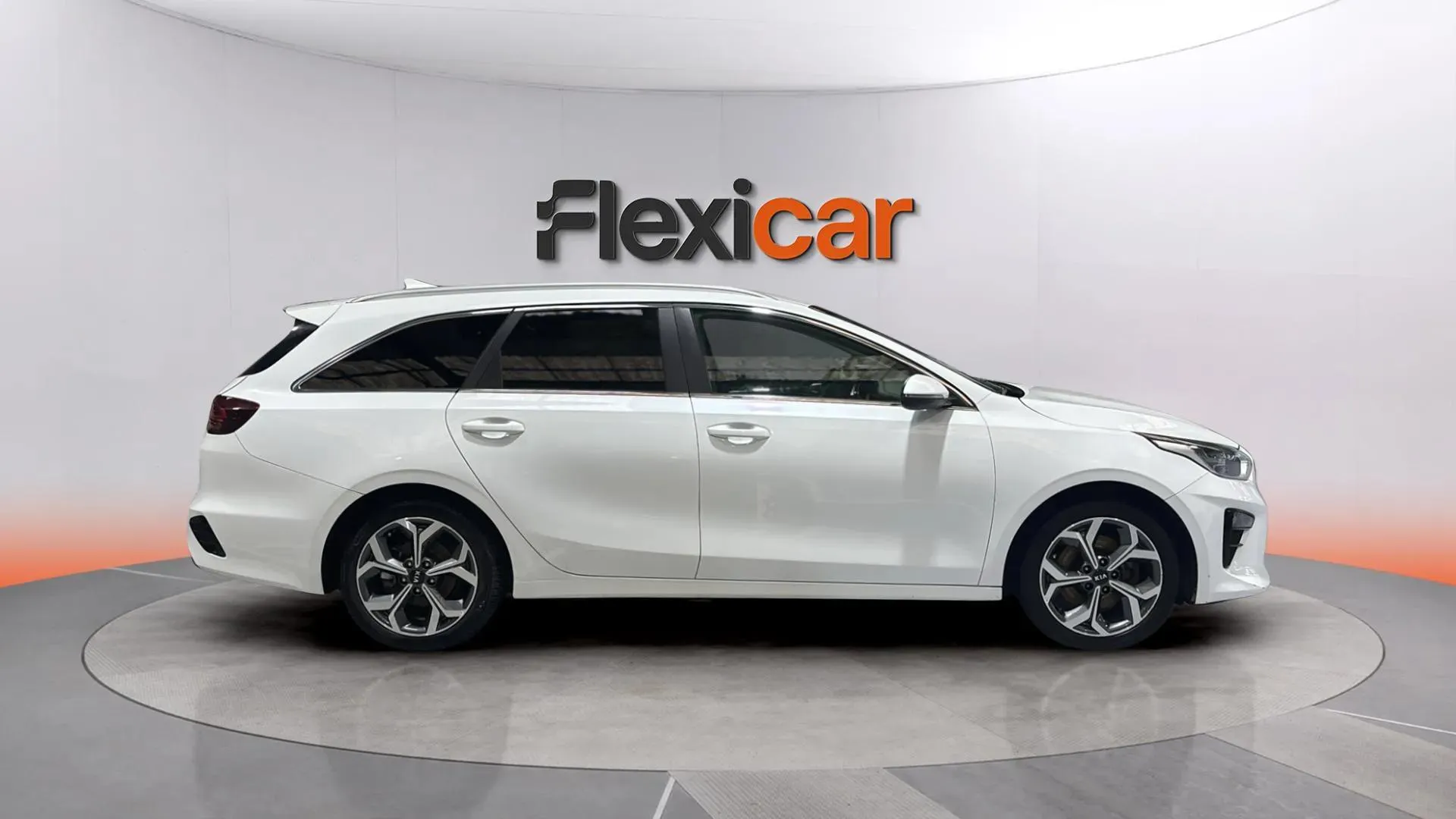 Kia Ceed Tourer 1.4 T-GDi Tech - foto 8
