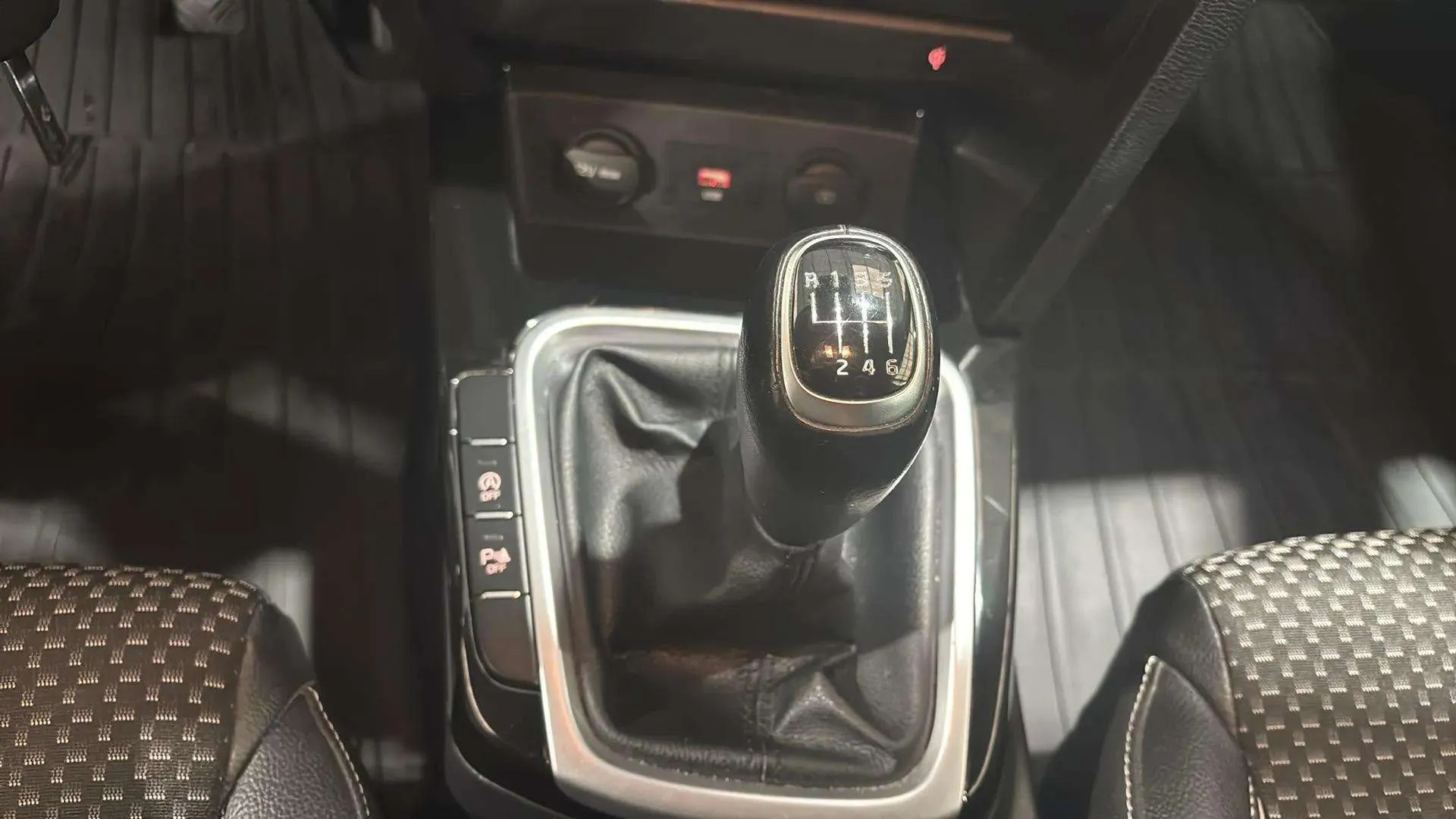 Kia Ceed Tourer 1.4 T-GDi Tech - foto 16