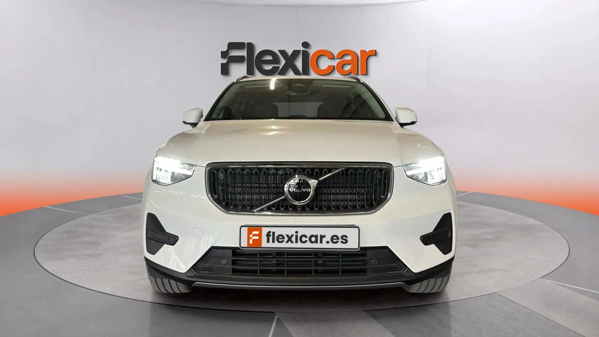 Volvo XC40 2.0 B3 G Essential - foto 2