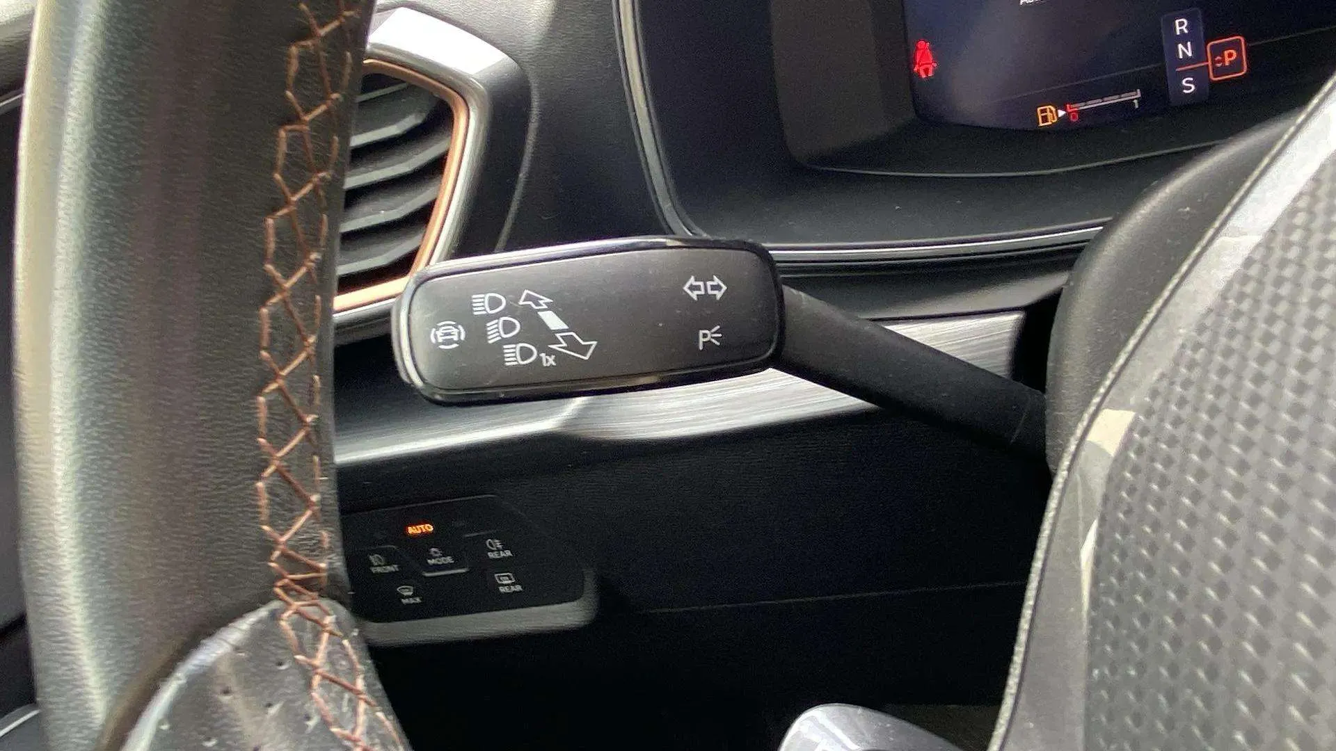 Cupra Formentor 1.5 TSI DSG - foto 32
