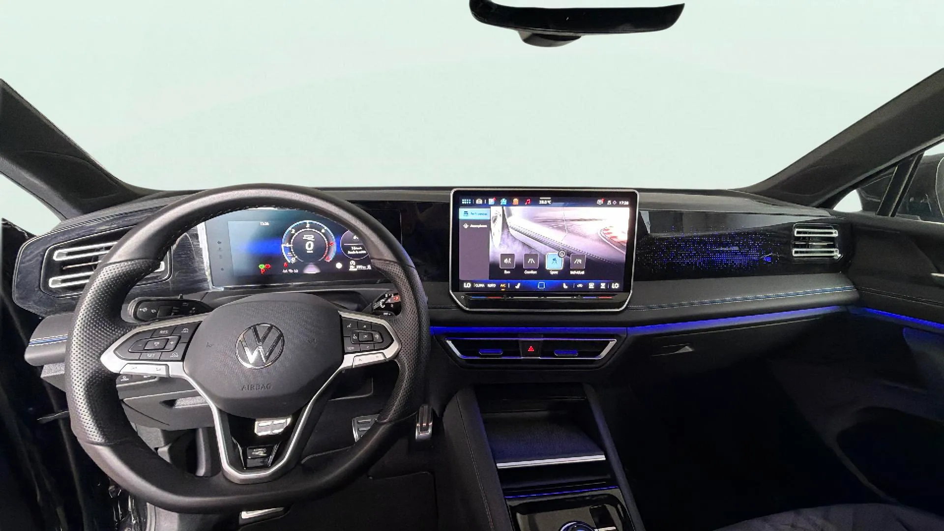 Volkswagen Tiguan R-Line 2.0 TDI DSG - foto 22