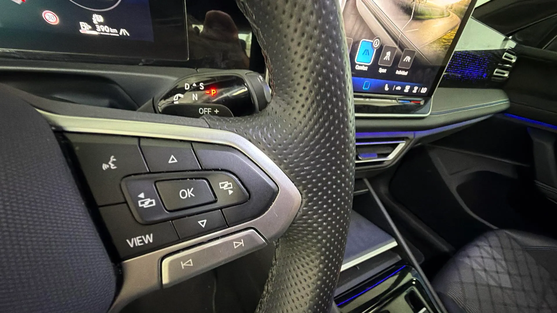 Volkswagen Tiguan R-Line 2.0 TDI DSG - foto 19
