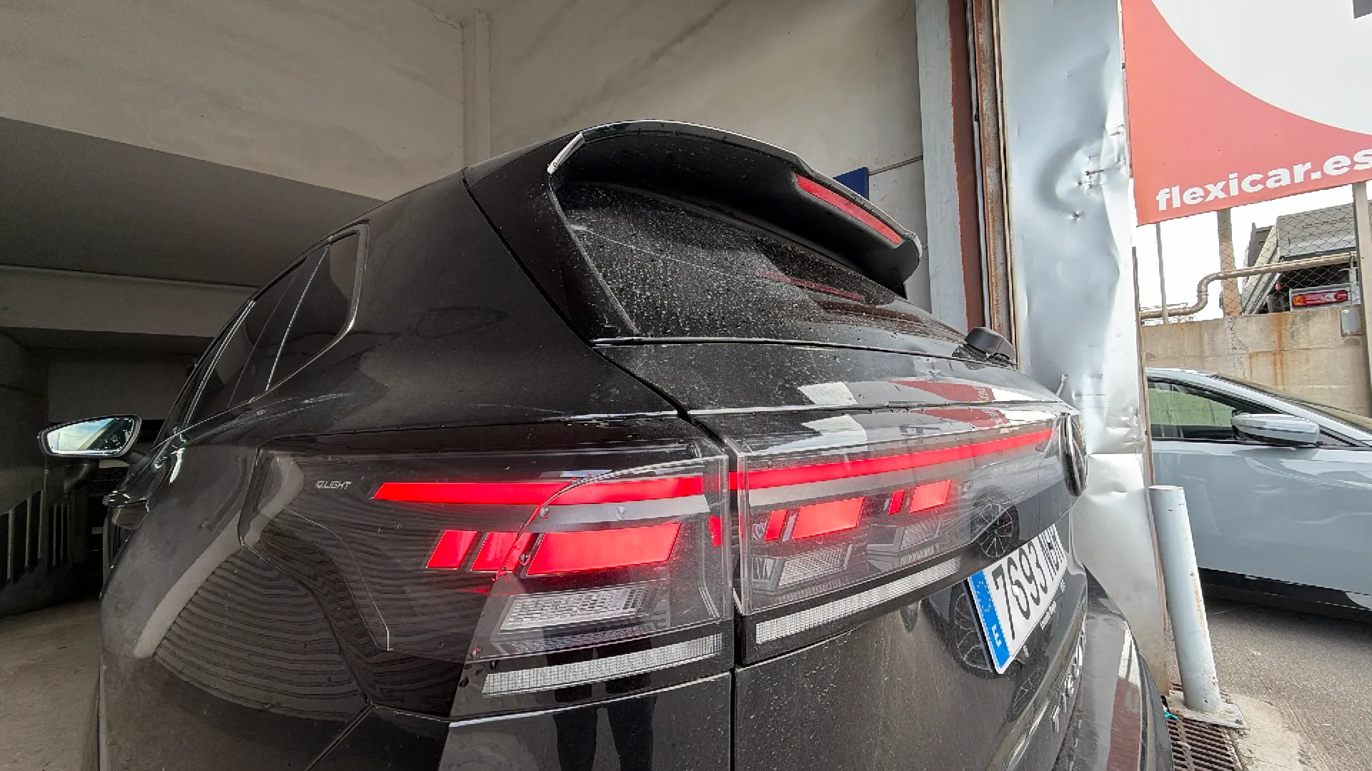 Volkswagen Tiguan R-Line 2.0 TDI DSG - foto 35