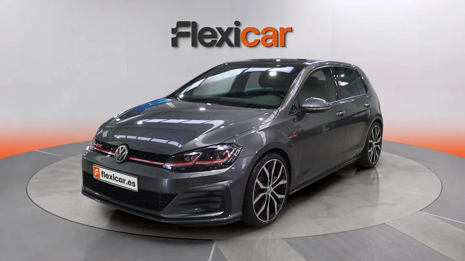 Volkswagen Golf GTI Performance 2.0 TSI DSG - foto 11