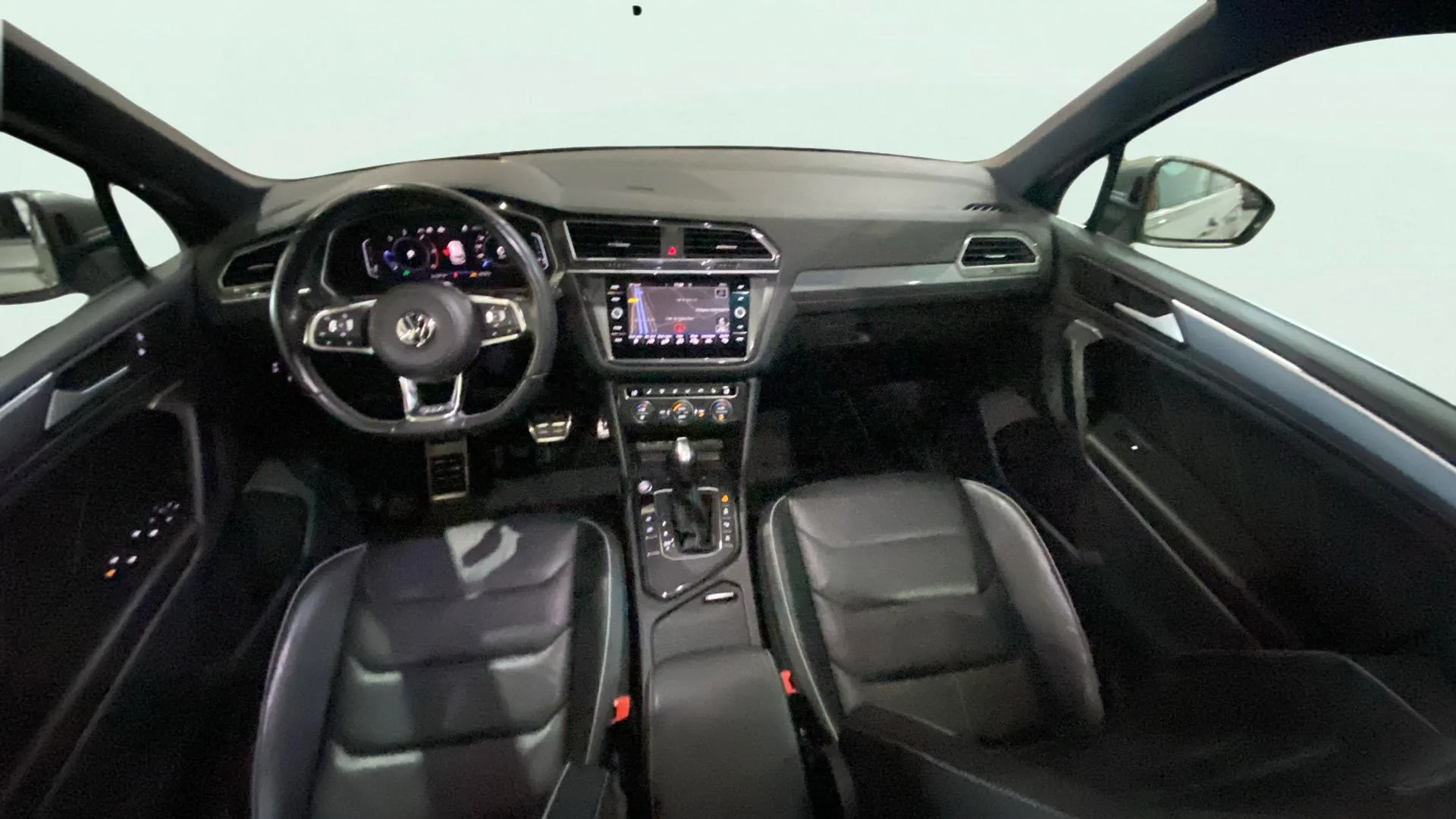 Volkswagen Tiguan R-Line 2.0 TDI DSG - foto 19