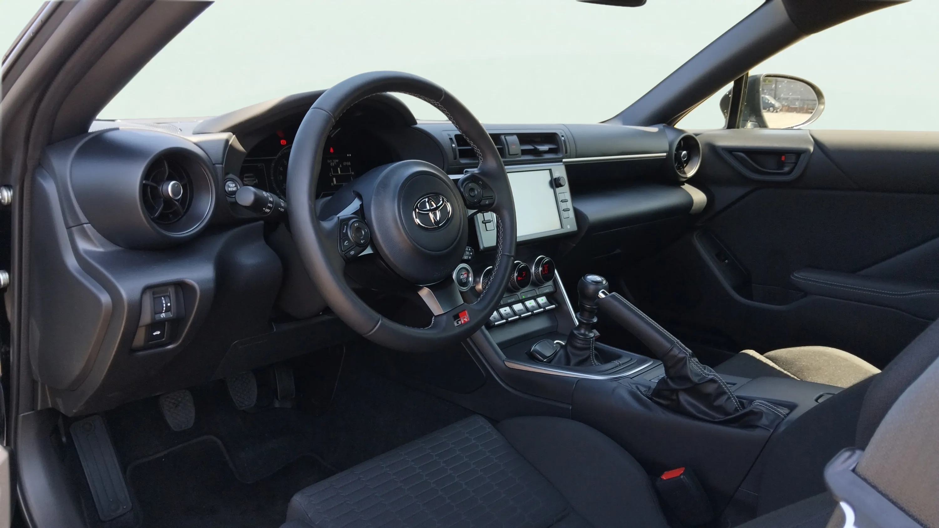 Toyota GR86 2.4 Boxer T/M Coupe RZ - foto 12