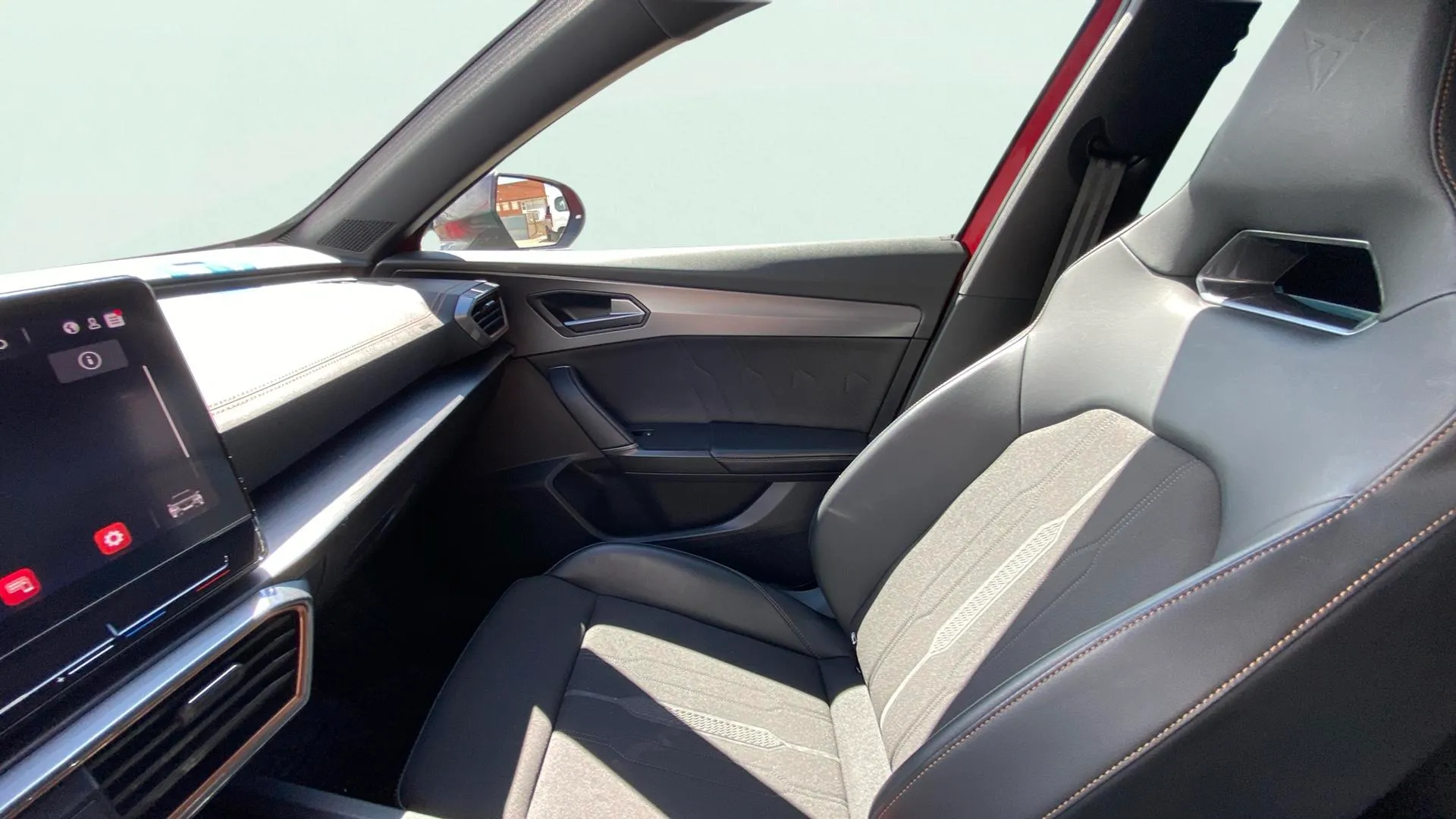 Cupra Formentor 1.4 e-Hybrid VZ DSG - foto 14