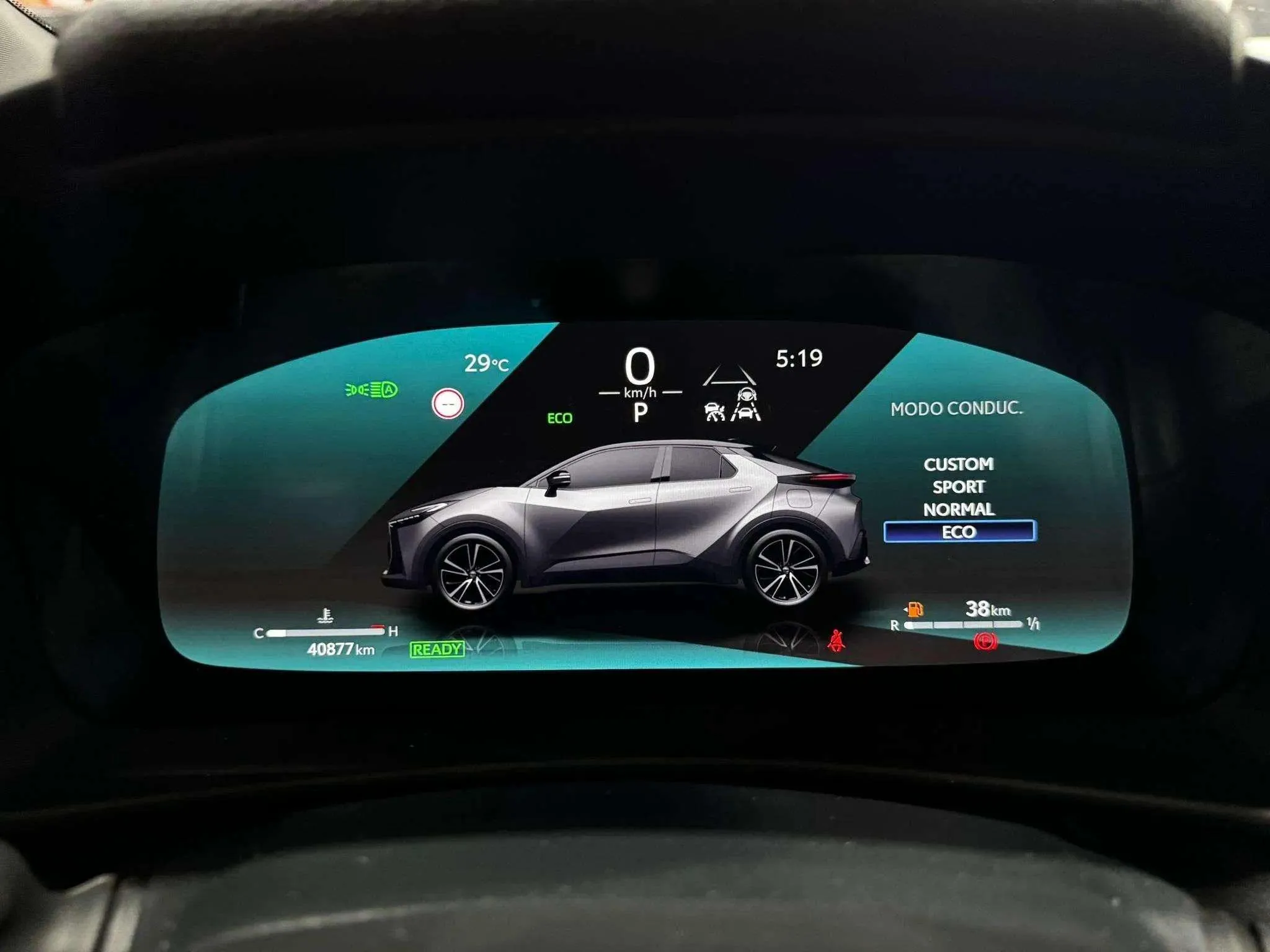 Toyota C-HR 1.8 140H Advance - foto 19