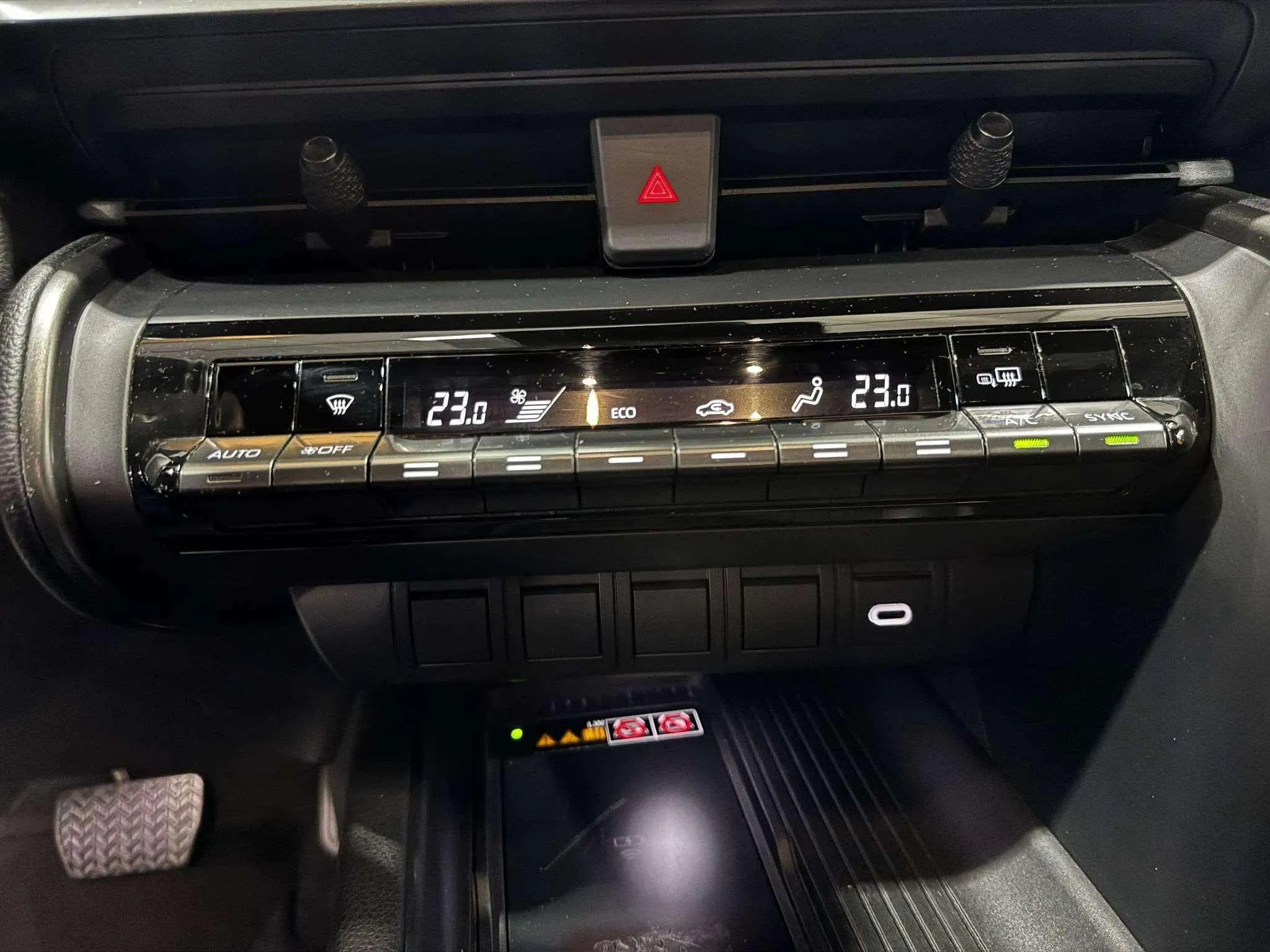 Toyota C-HR 1.8 140H Advance - foto 18