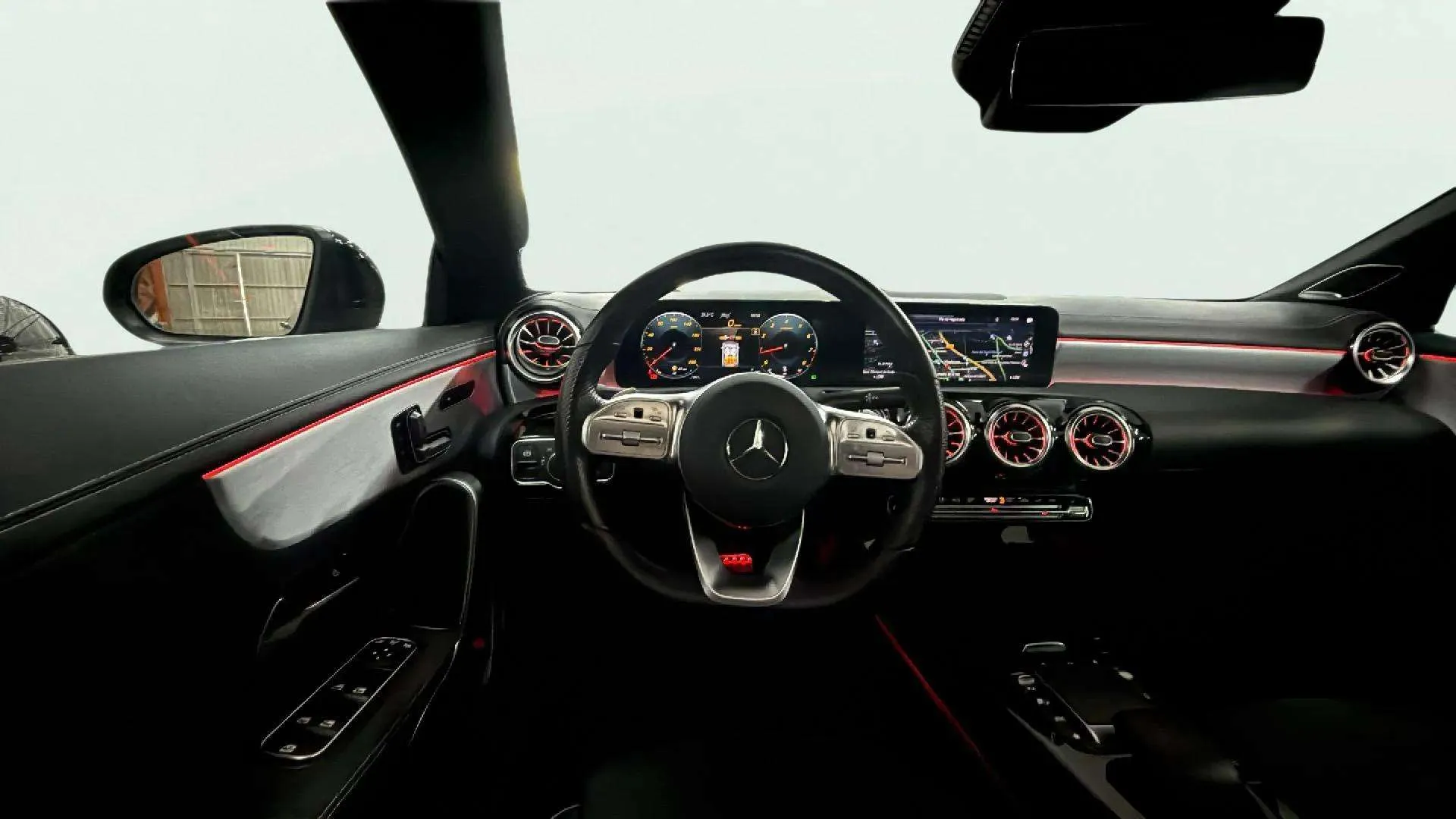 Mercedes-Benz CLA 200 - foto 10
