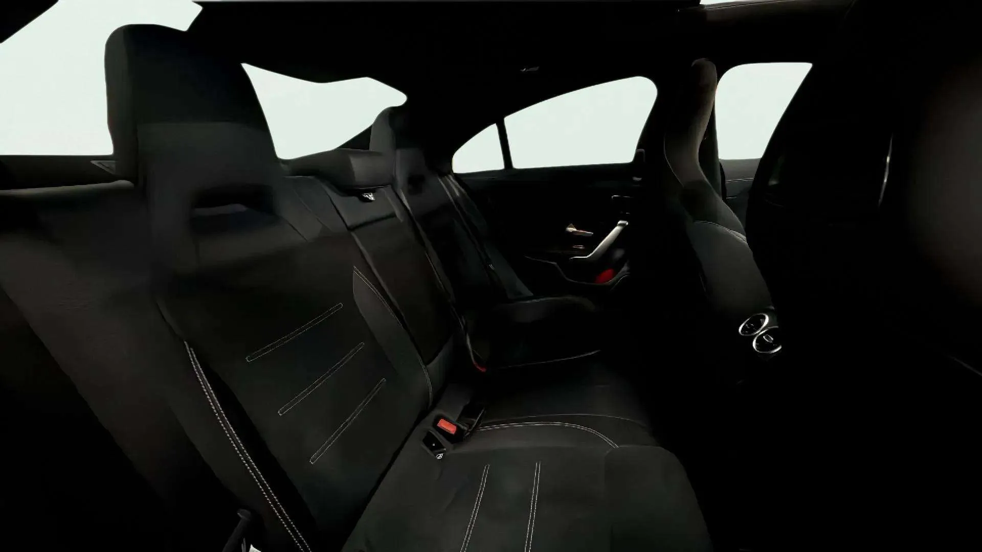 Mercedes-Benz CLA 200 - foto 14